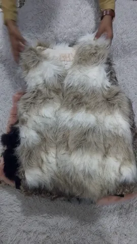 Aesthetic Fur Vests - 10 pcs - 11/9/24